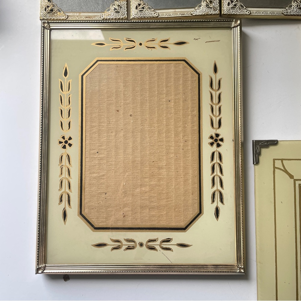 Vintage Picture Frames Lot of 5, Mixed Sizes, Table Top, with Glass - Picture 2 of 11